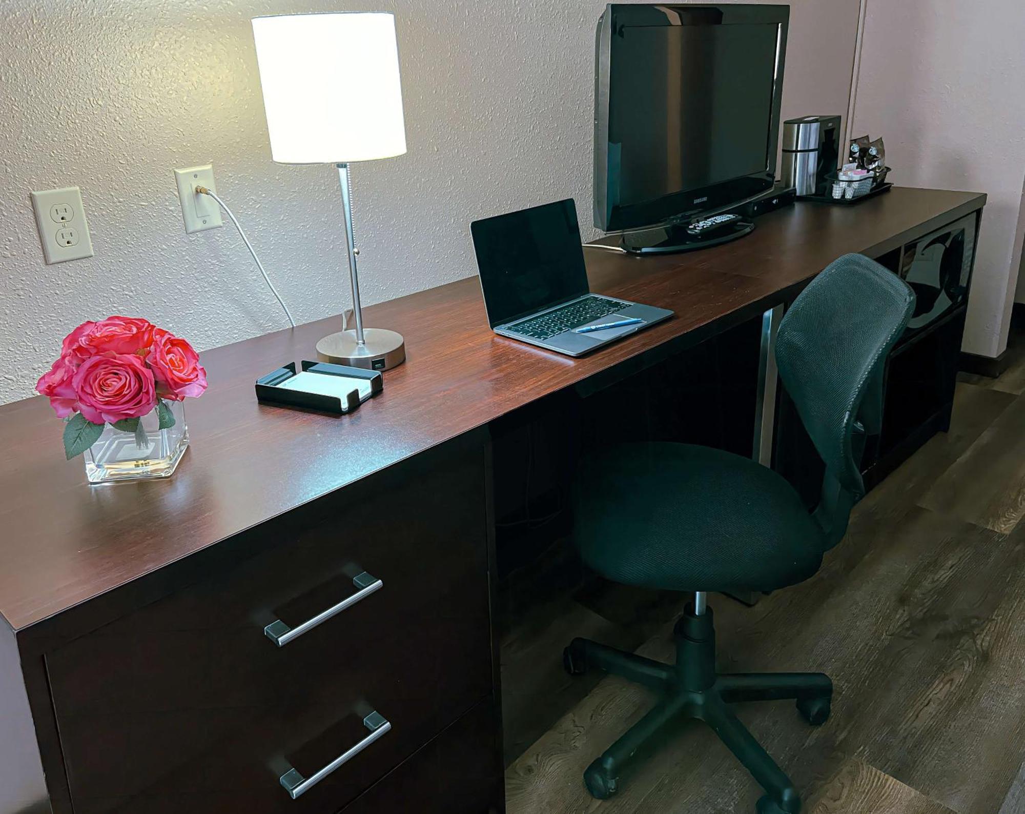 Coast Swift Current Hotel Dış mekan fotoğraf