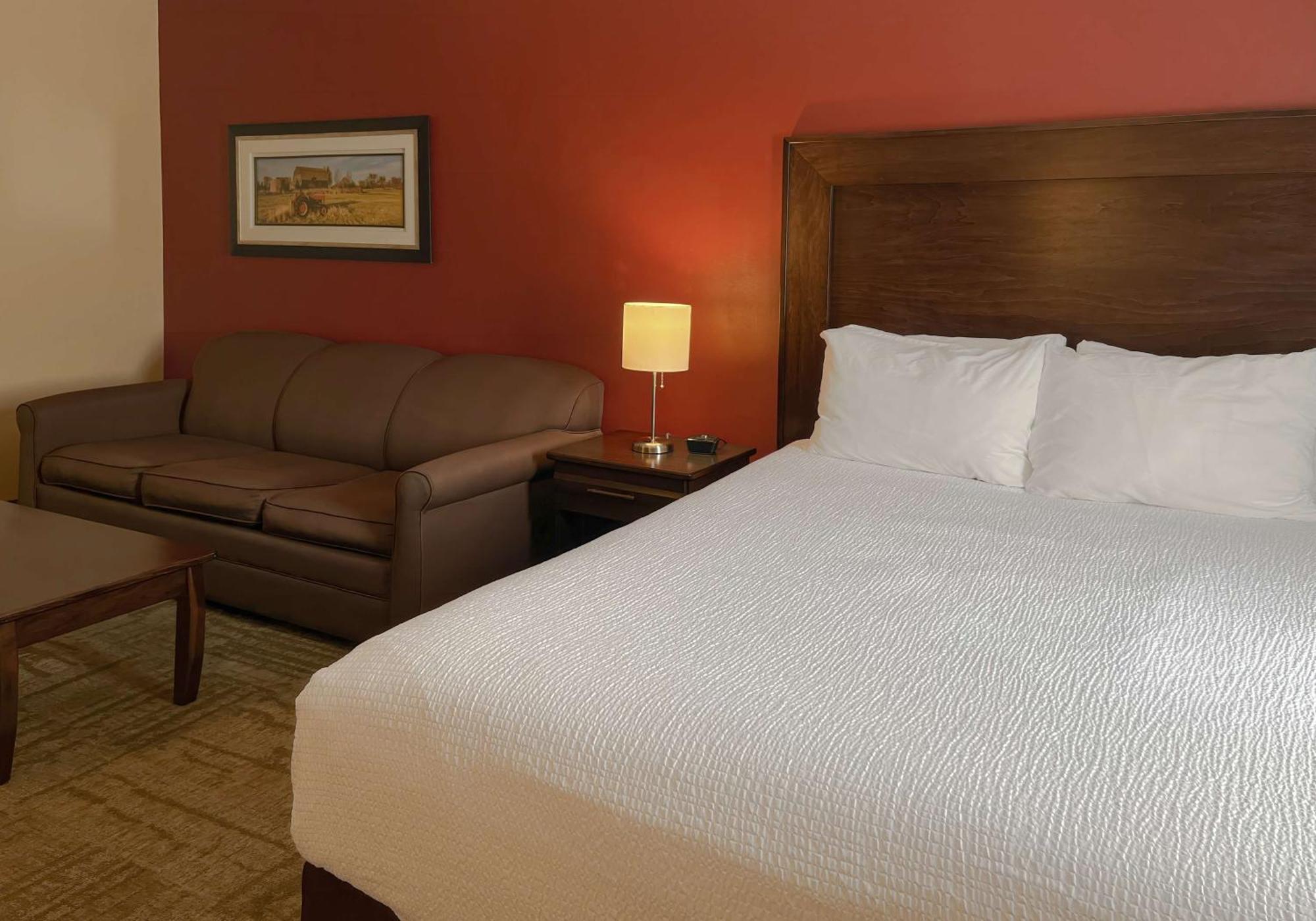 Coast Swift Current Hotel Dış mekan fotoğraf